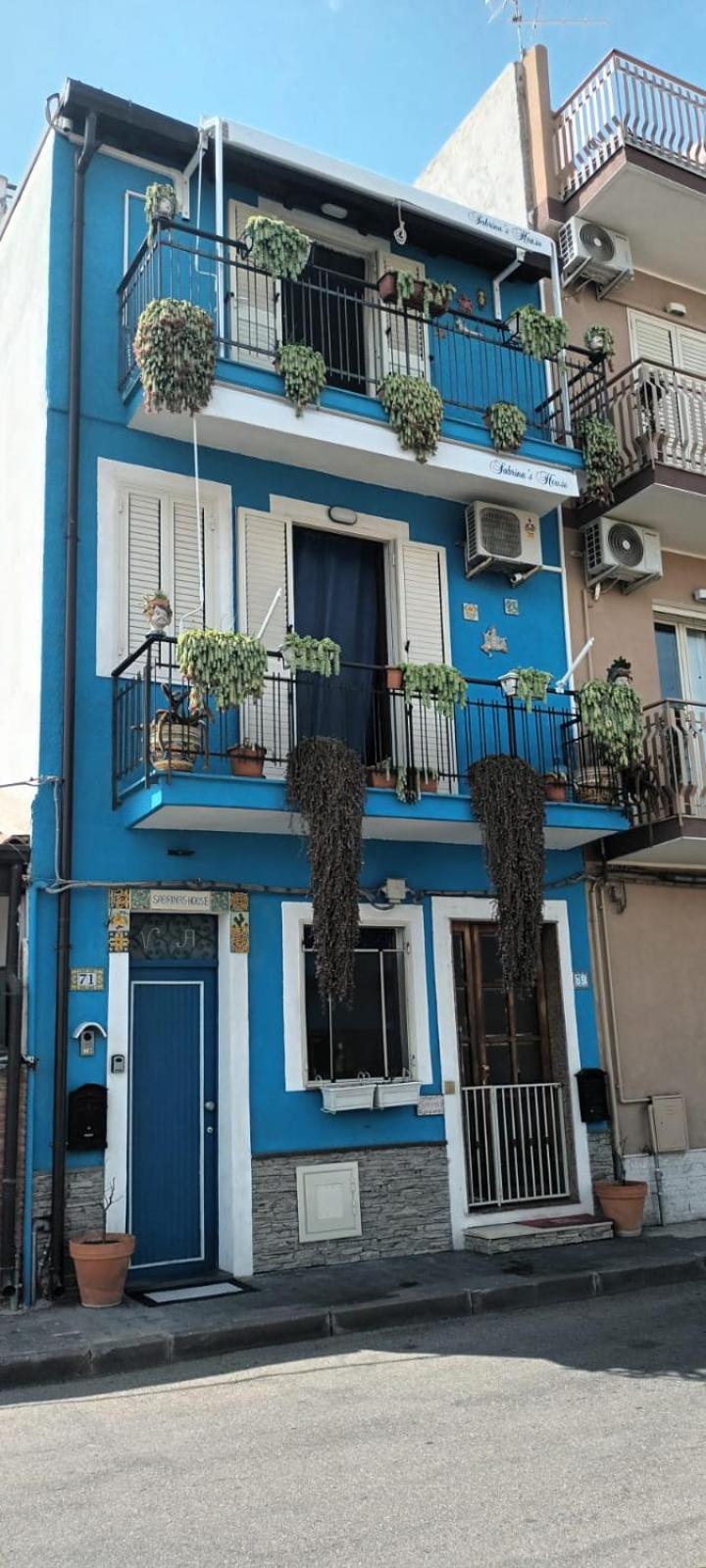 Sabrina'S House Lägenhet Giardini Naxos Exteriör bild